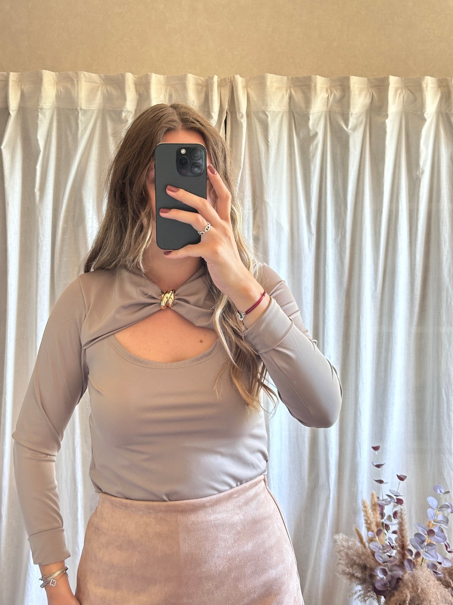 Top taupe
