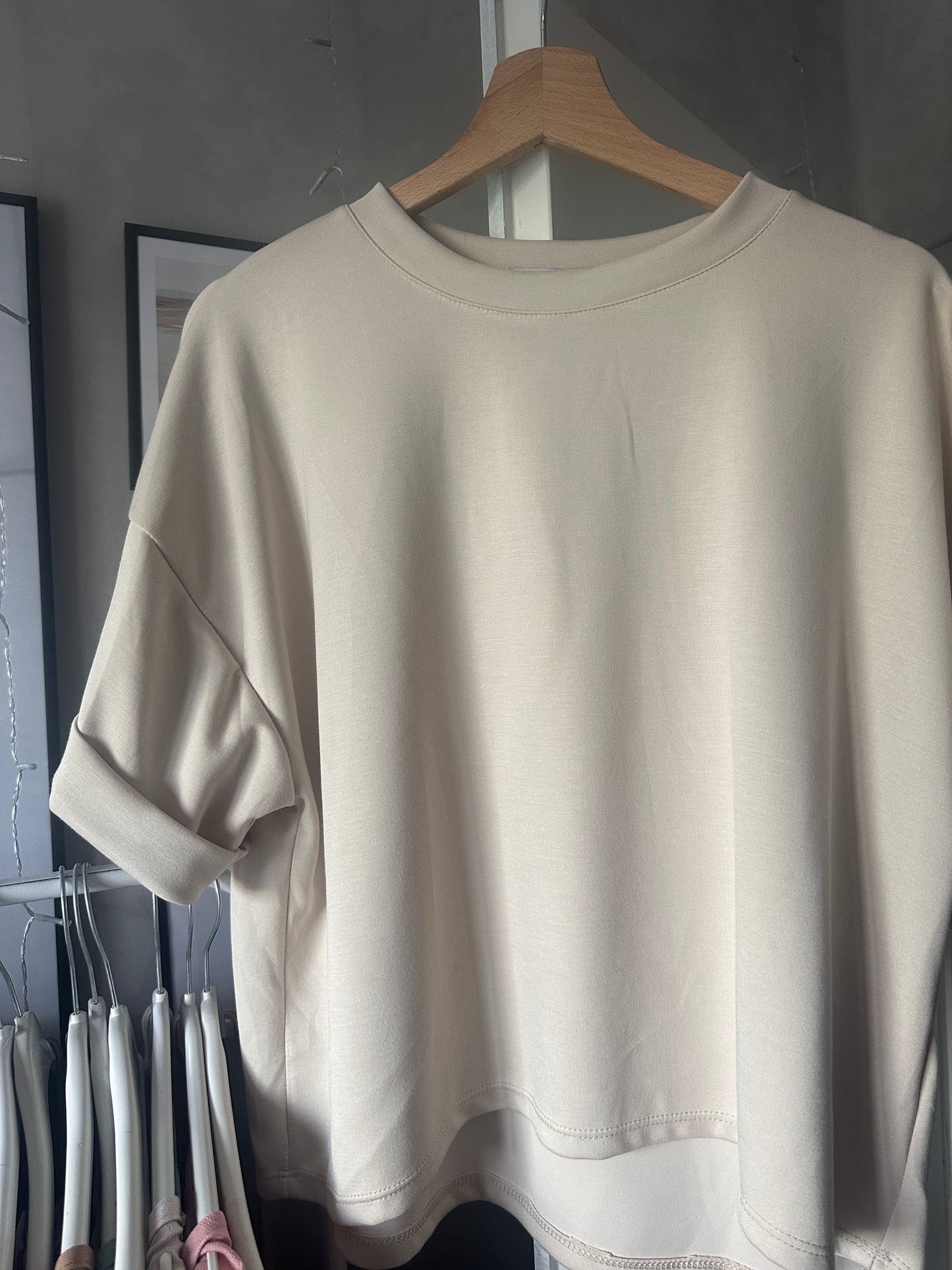 T-shirt oversize beige 🇮🇹