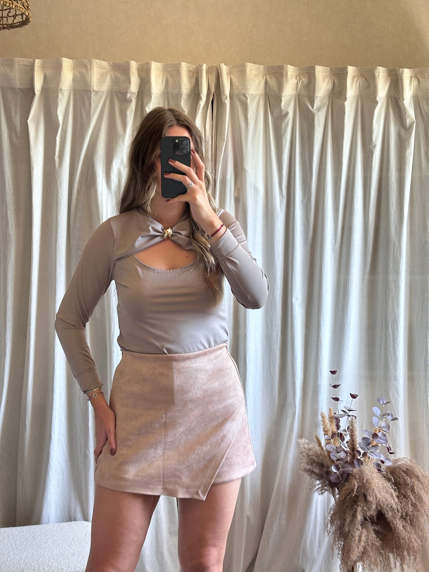 Top taupe