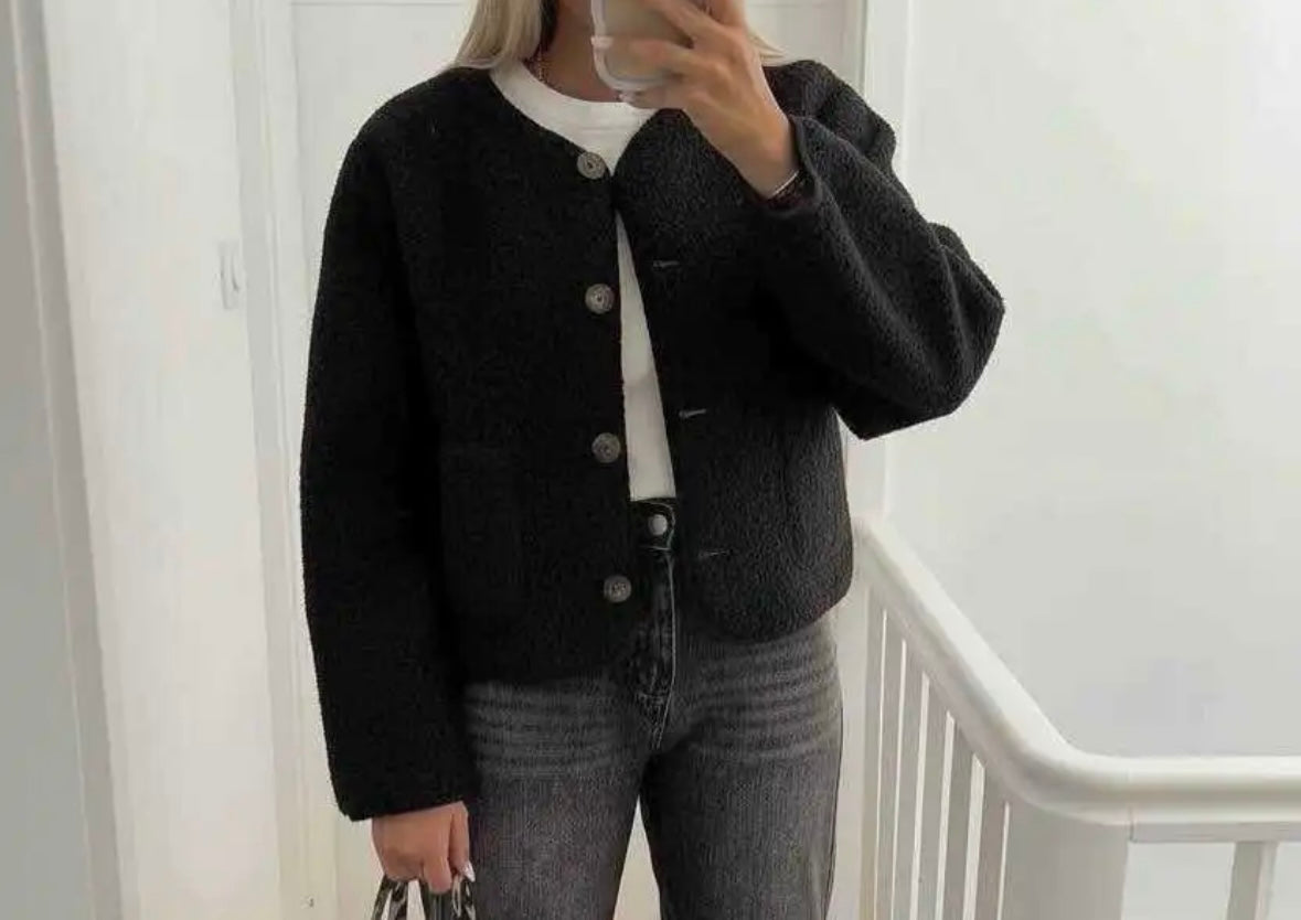 Veste noir à boutons 🇮🇹