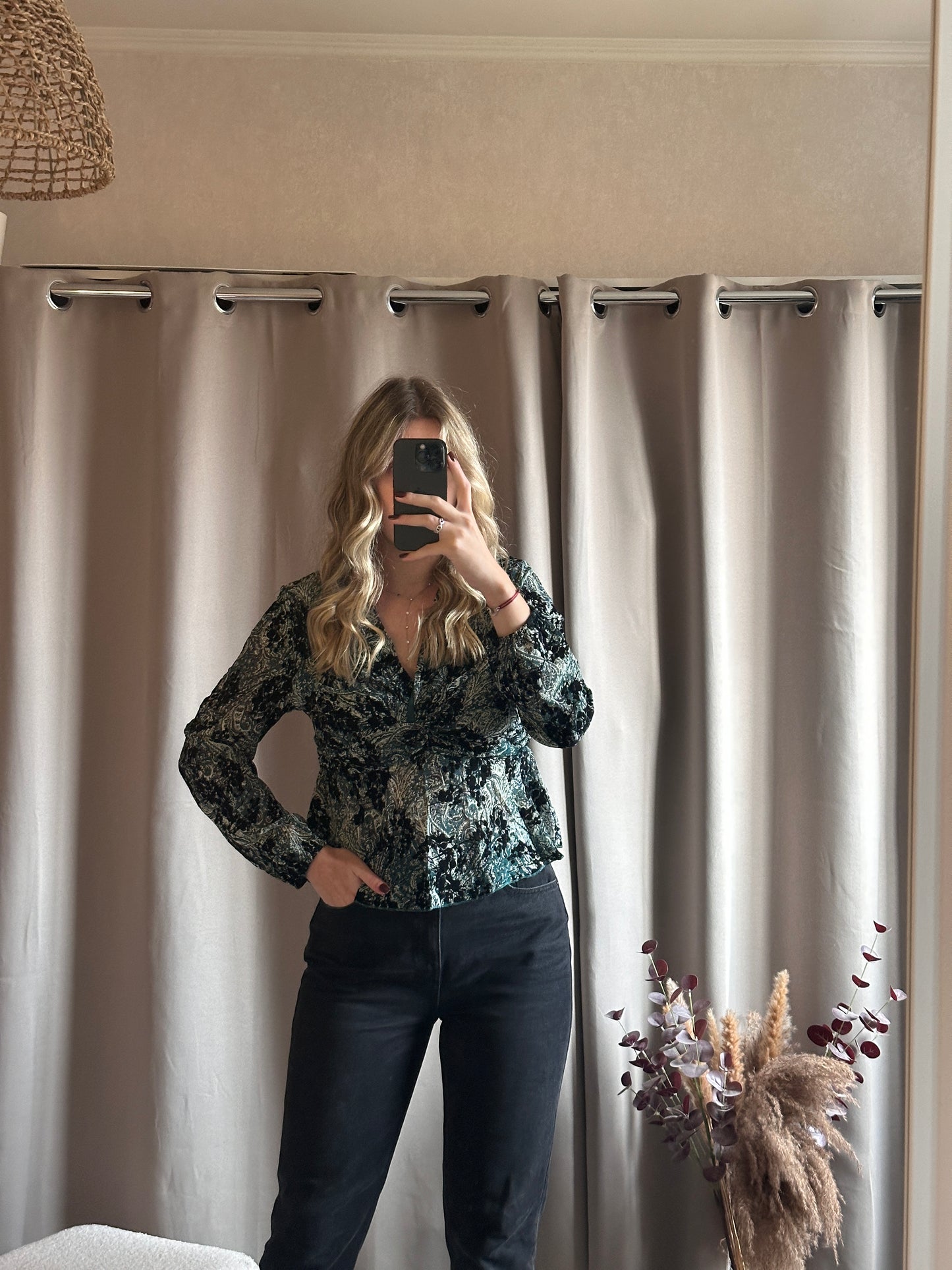 Blouse verte et noir