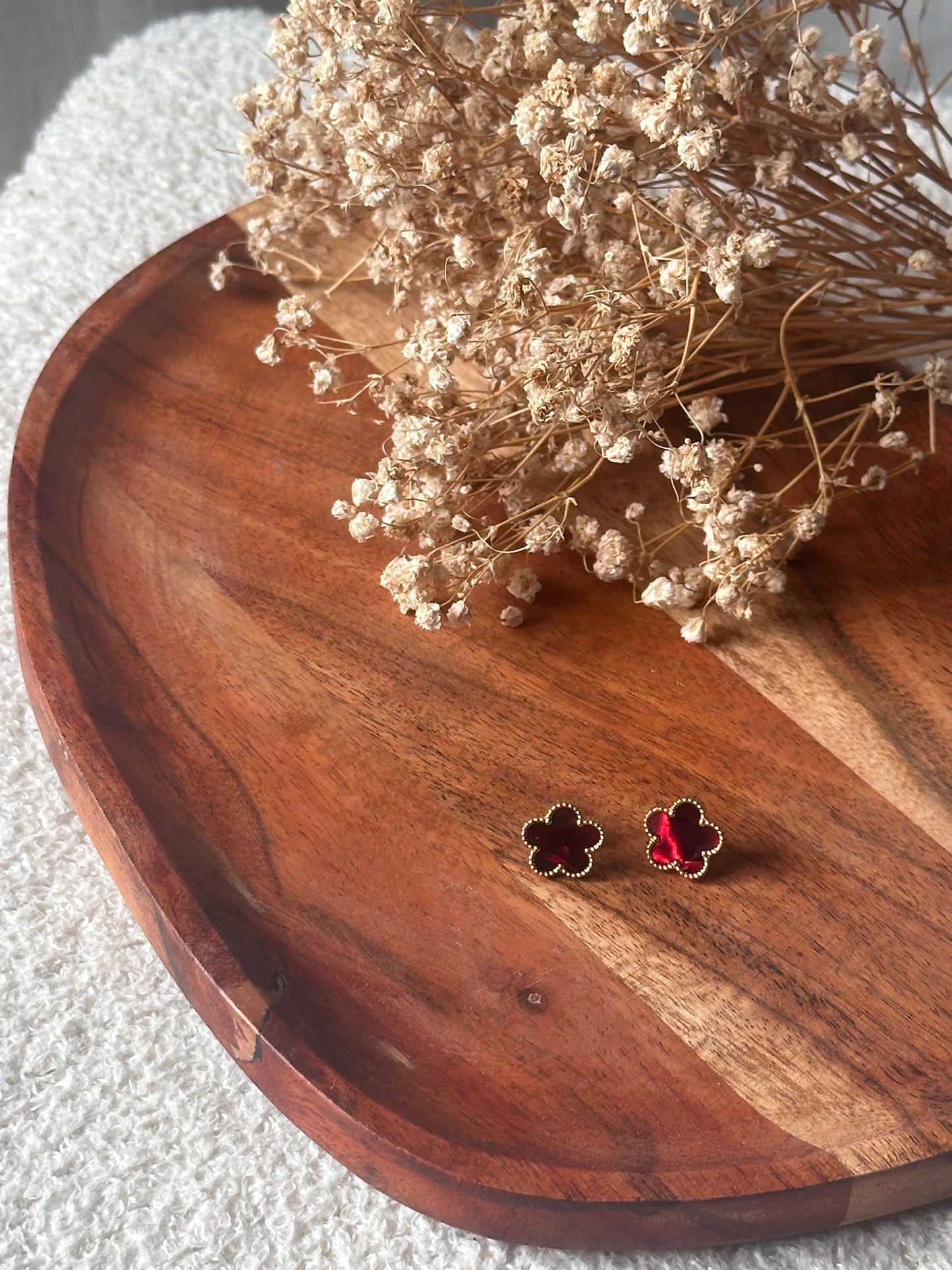 Boucles d'oreilles fleurs bordeau
