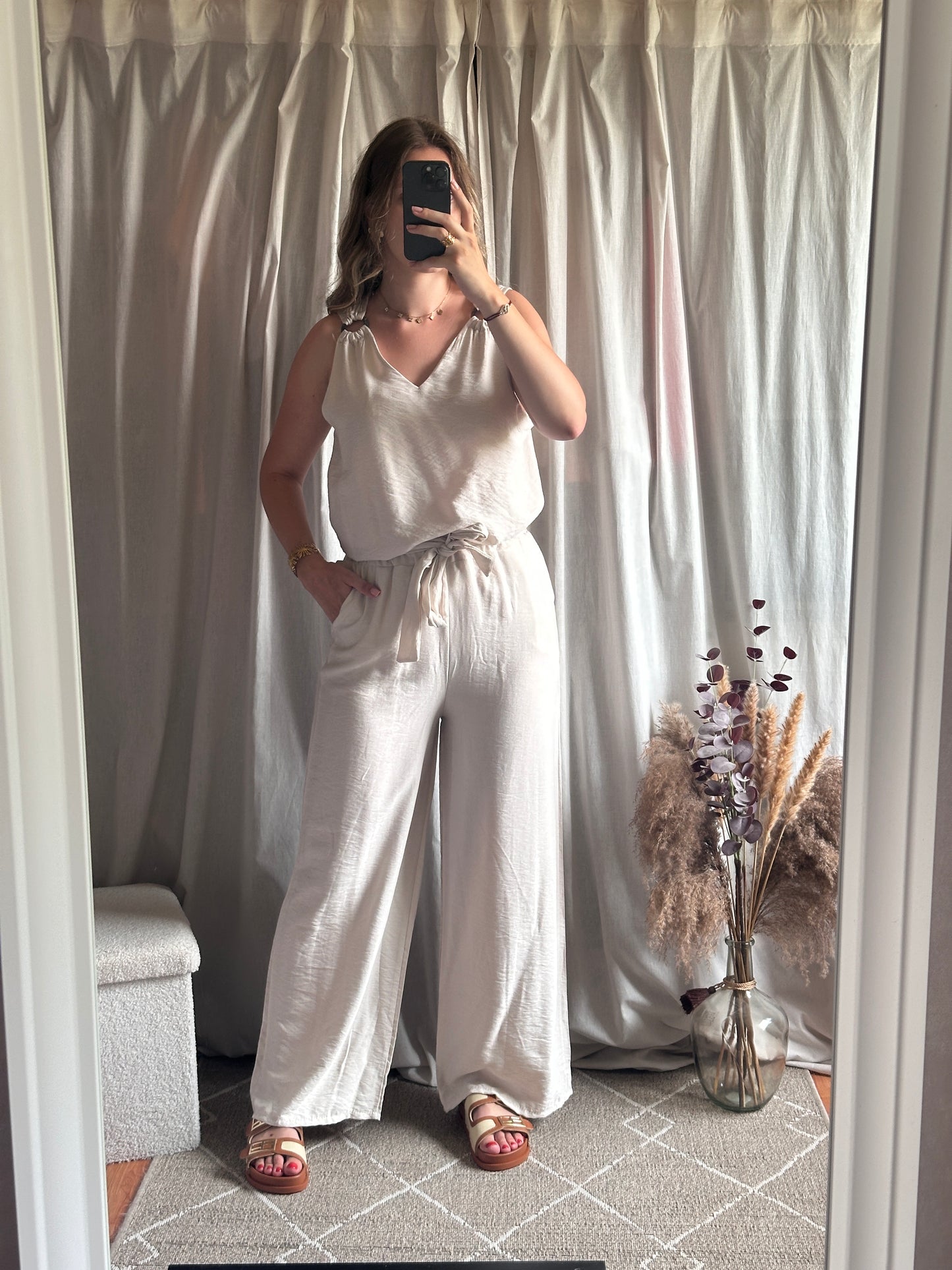 Top col V bretelles anneaux beige