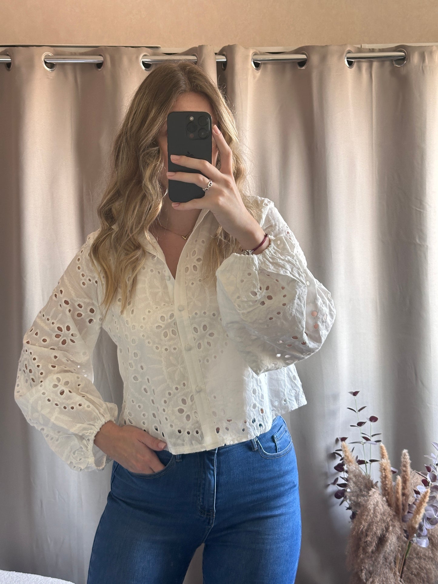 Chemisier blanc ajouré en coton