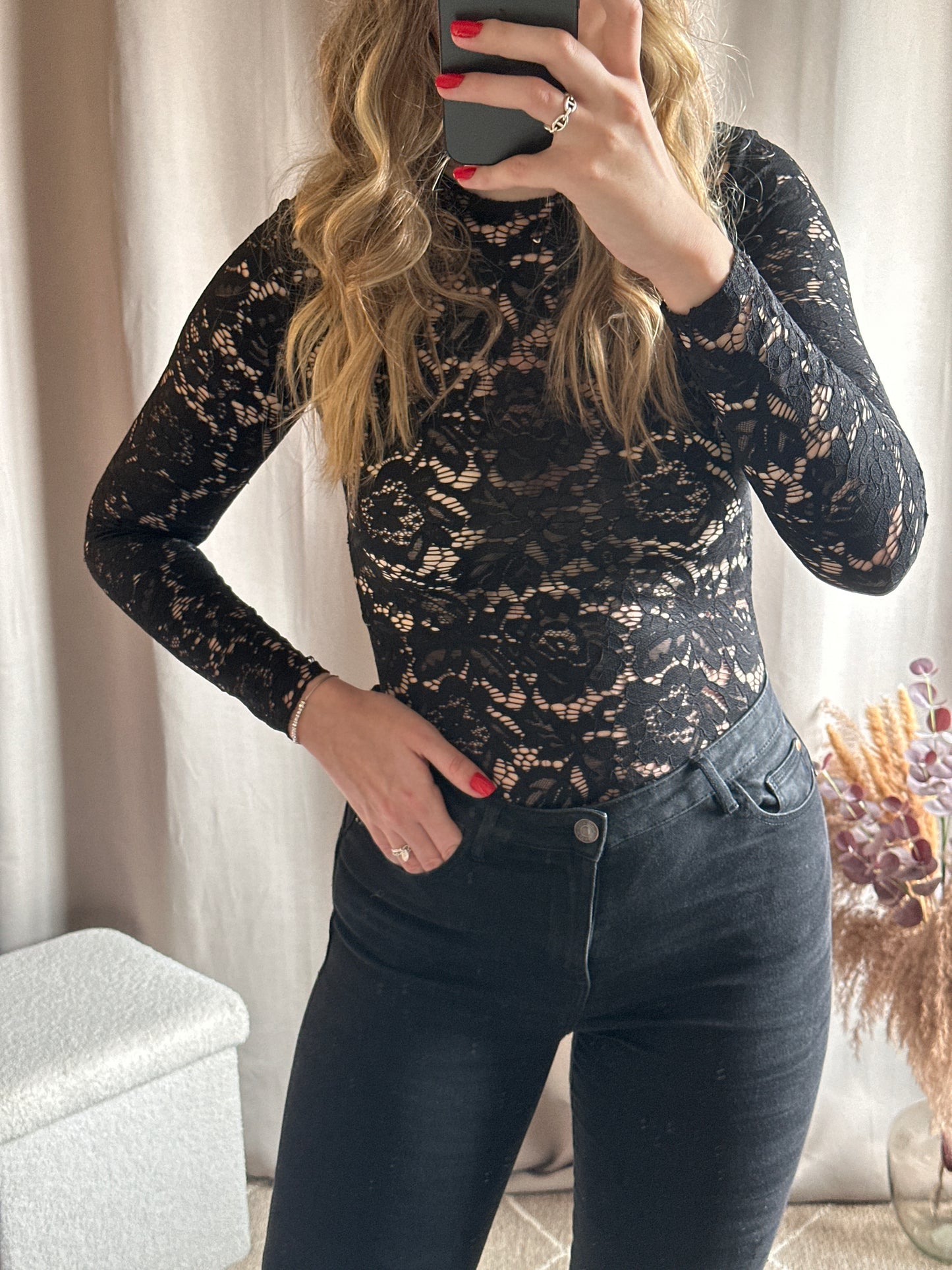 Body noir en dentelle