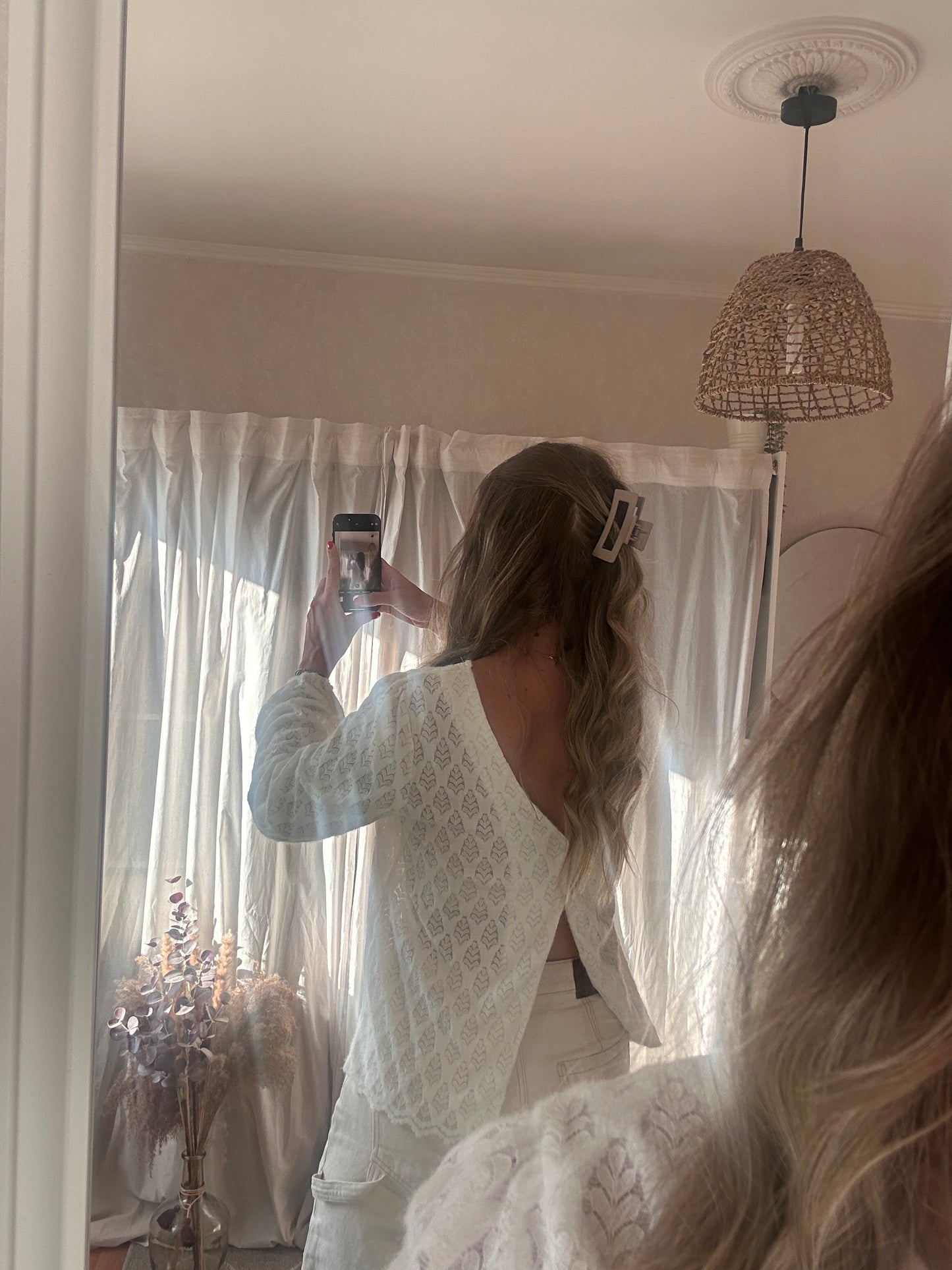Pull fin blanc dos nu