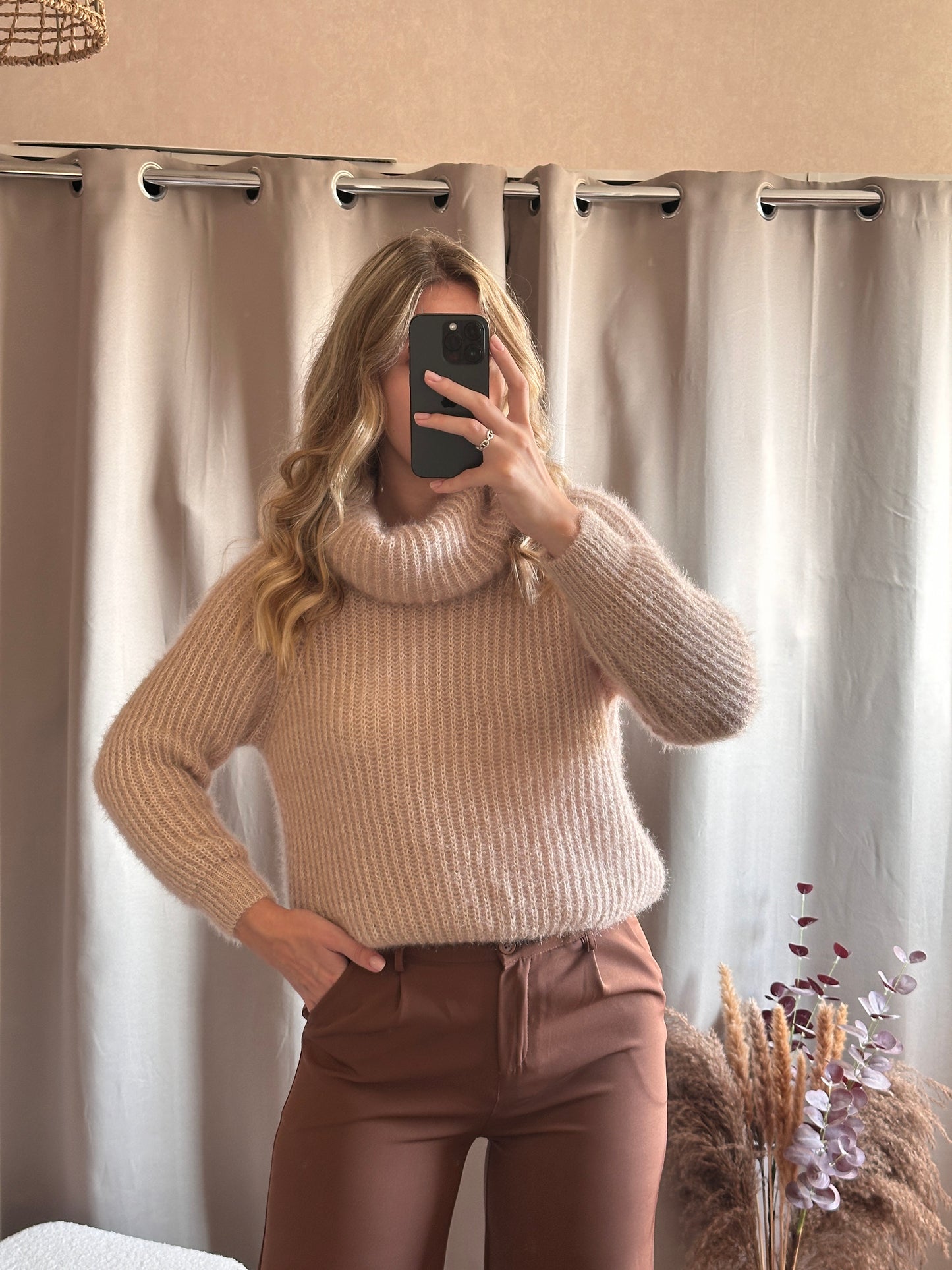 Pull col roulé Beige