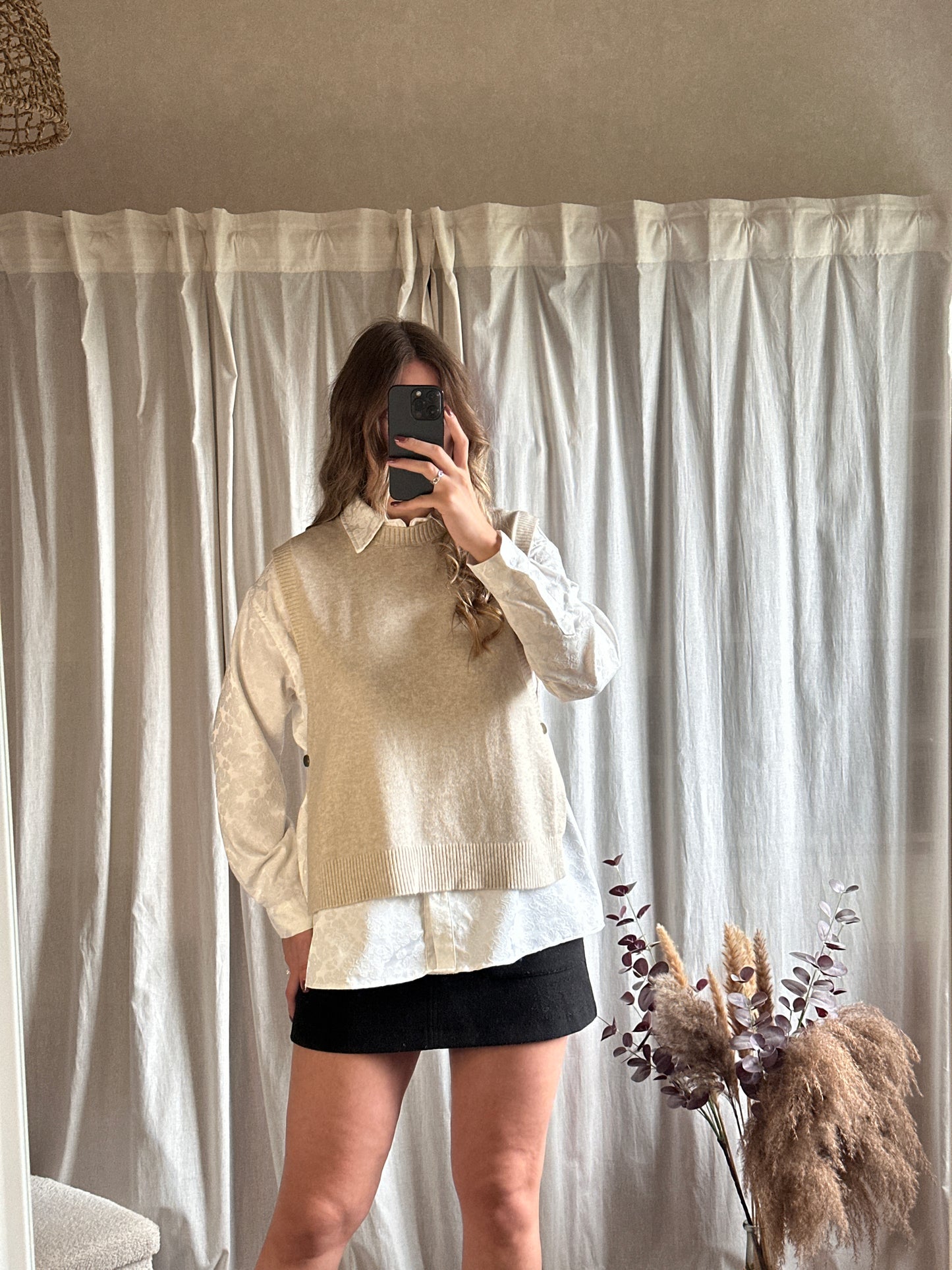 Pull sans manche beige