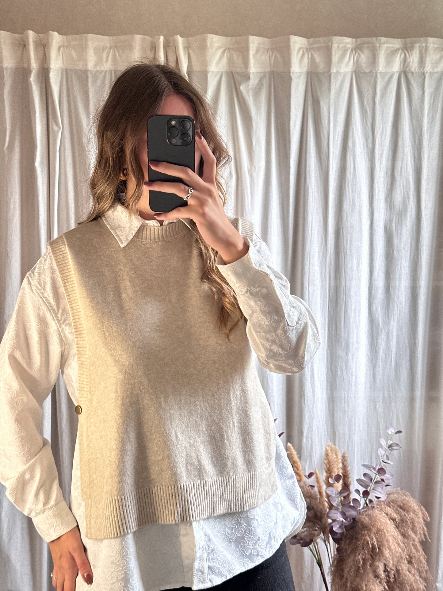 Pull sans manche beige