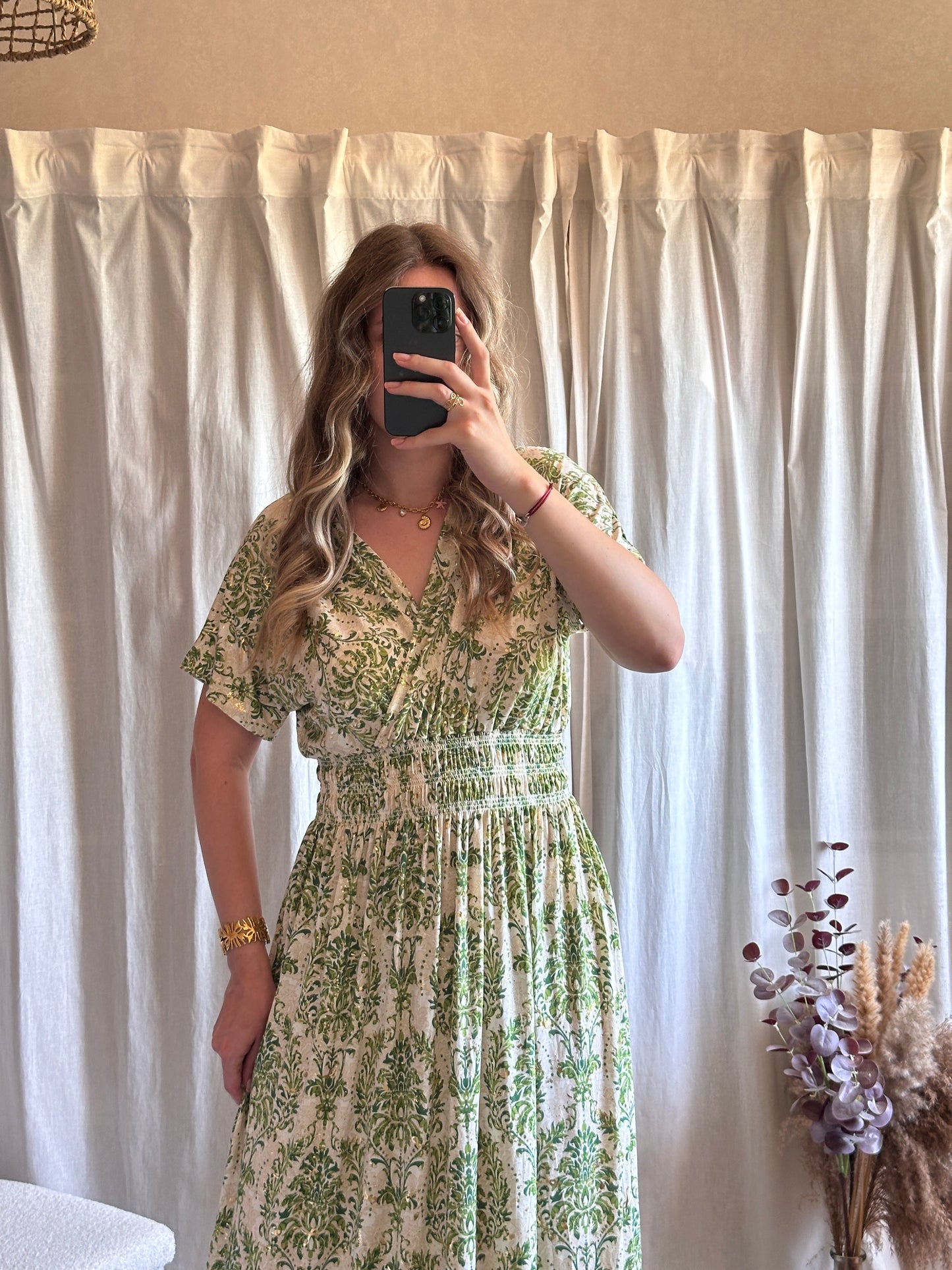 Robe longue verte à motif
