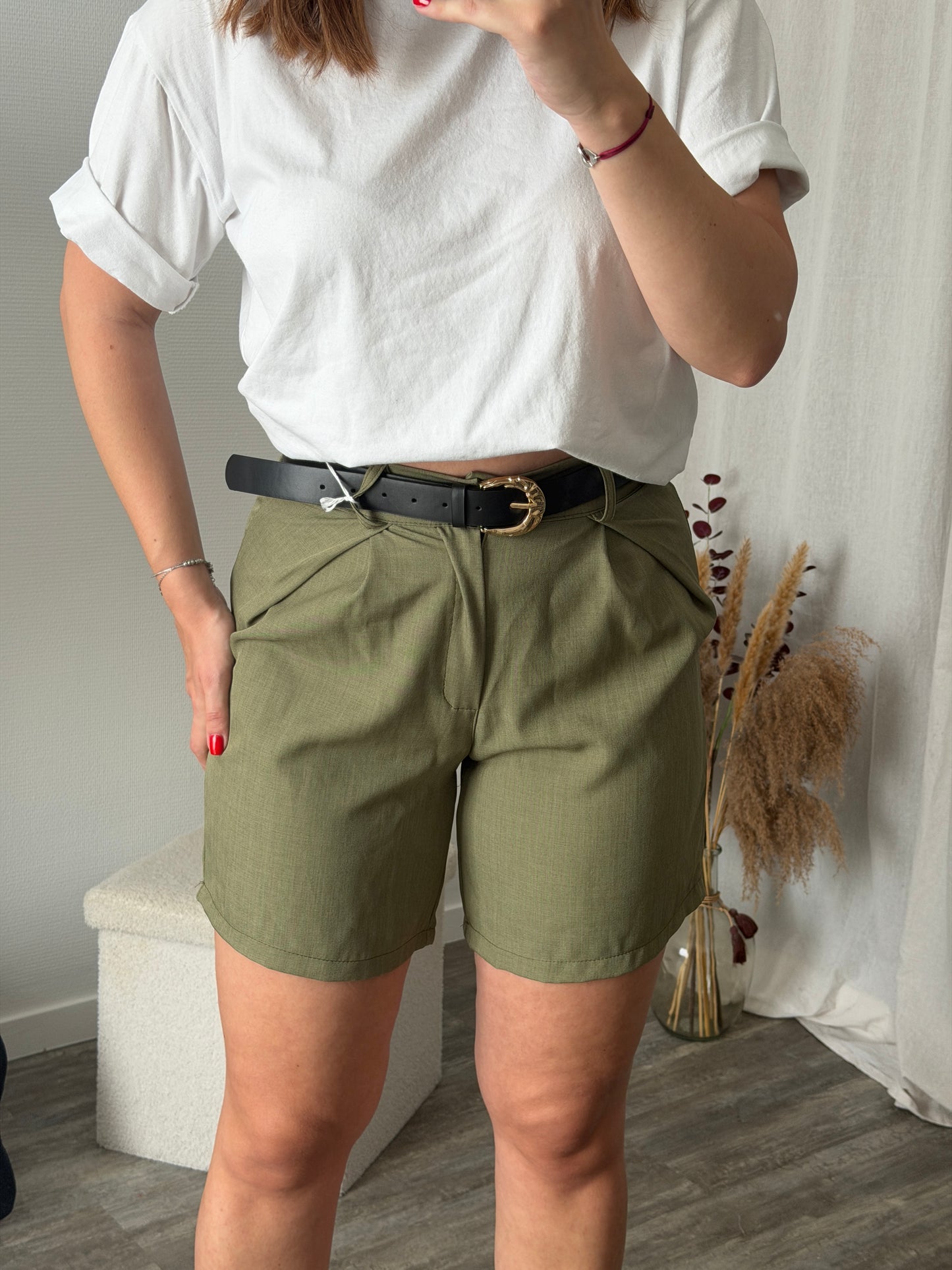 Short kaki