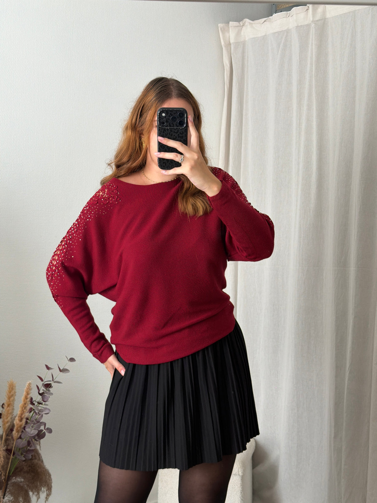 Pull bordeaux manches dentelle