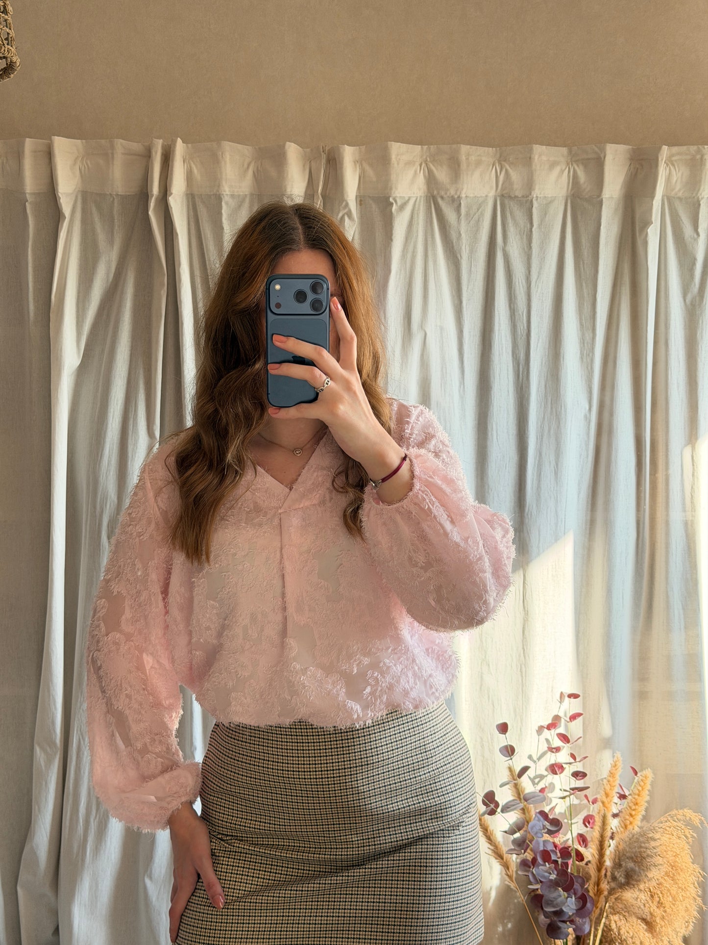 Blouse rose motifs fleuris