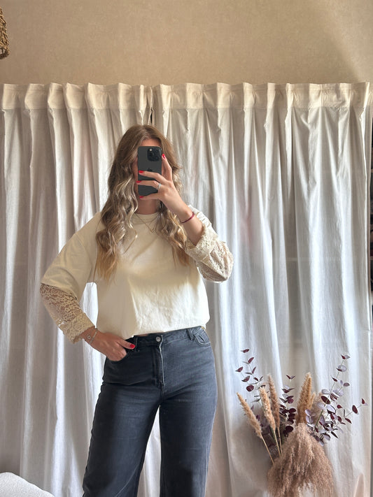 Tshirt beige manches dentelles oversize 🇮🇹