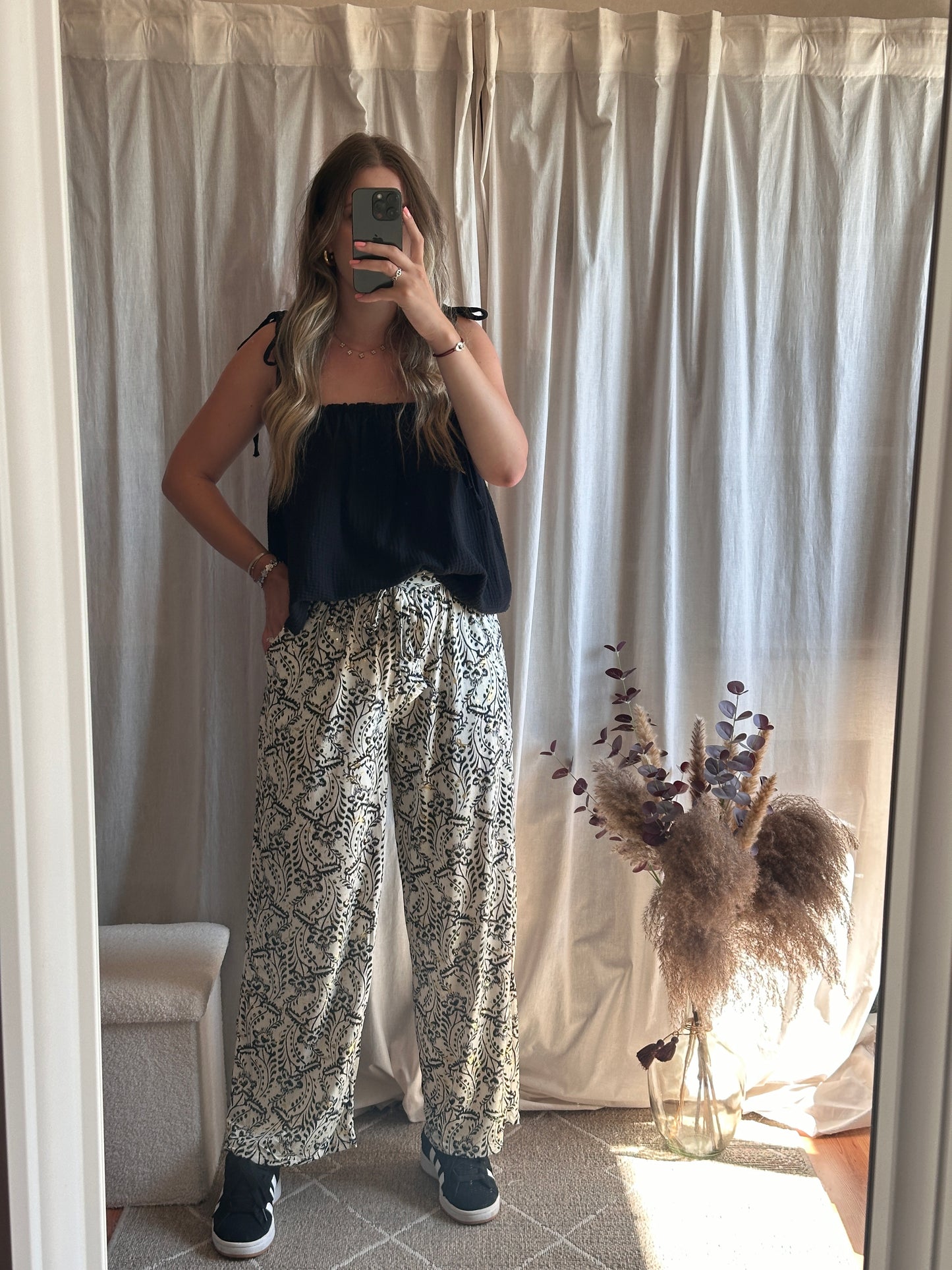 Pantalon fluide noir à motif