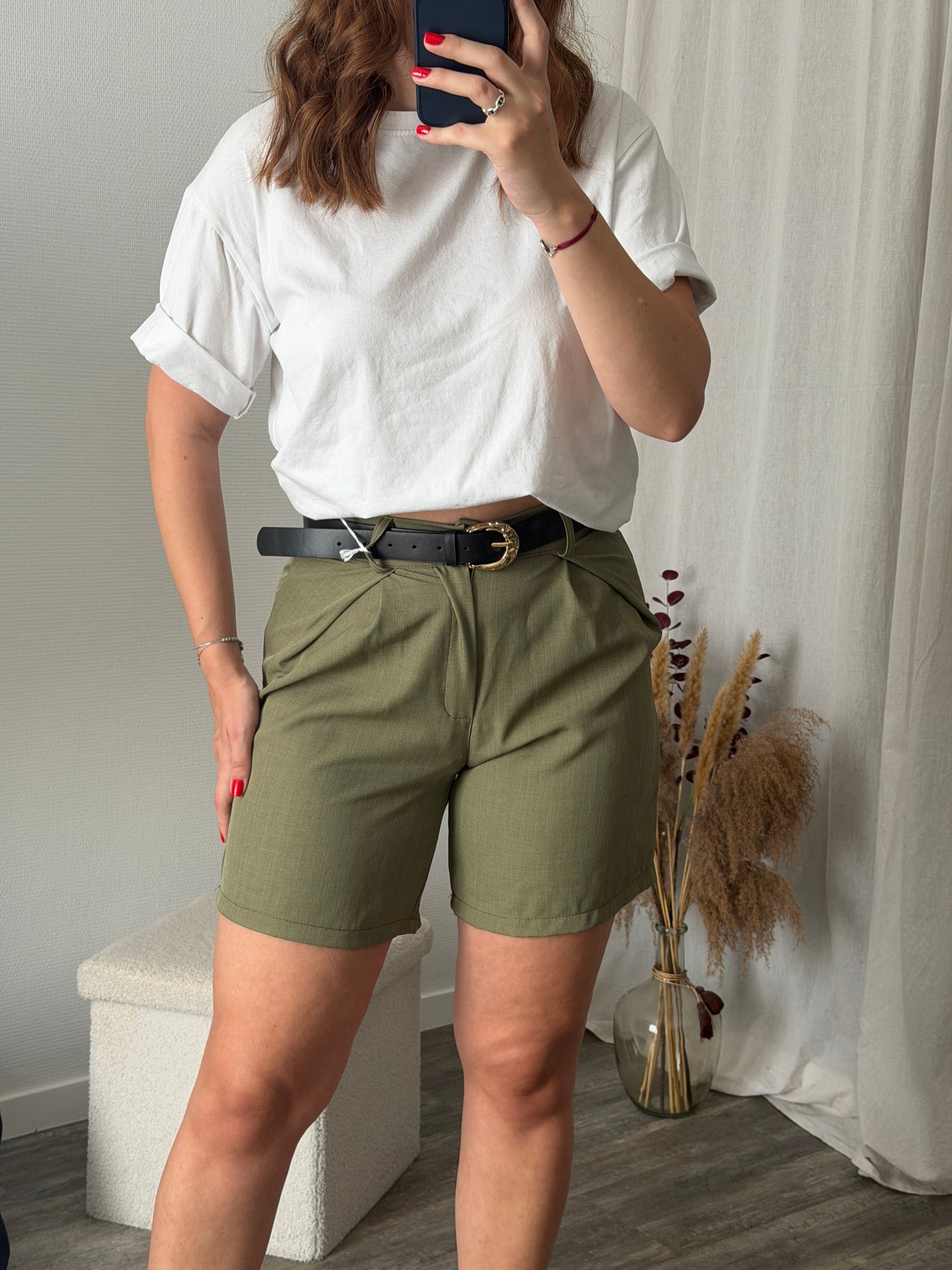 Short kaki