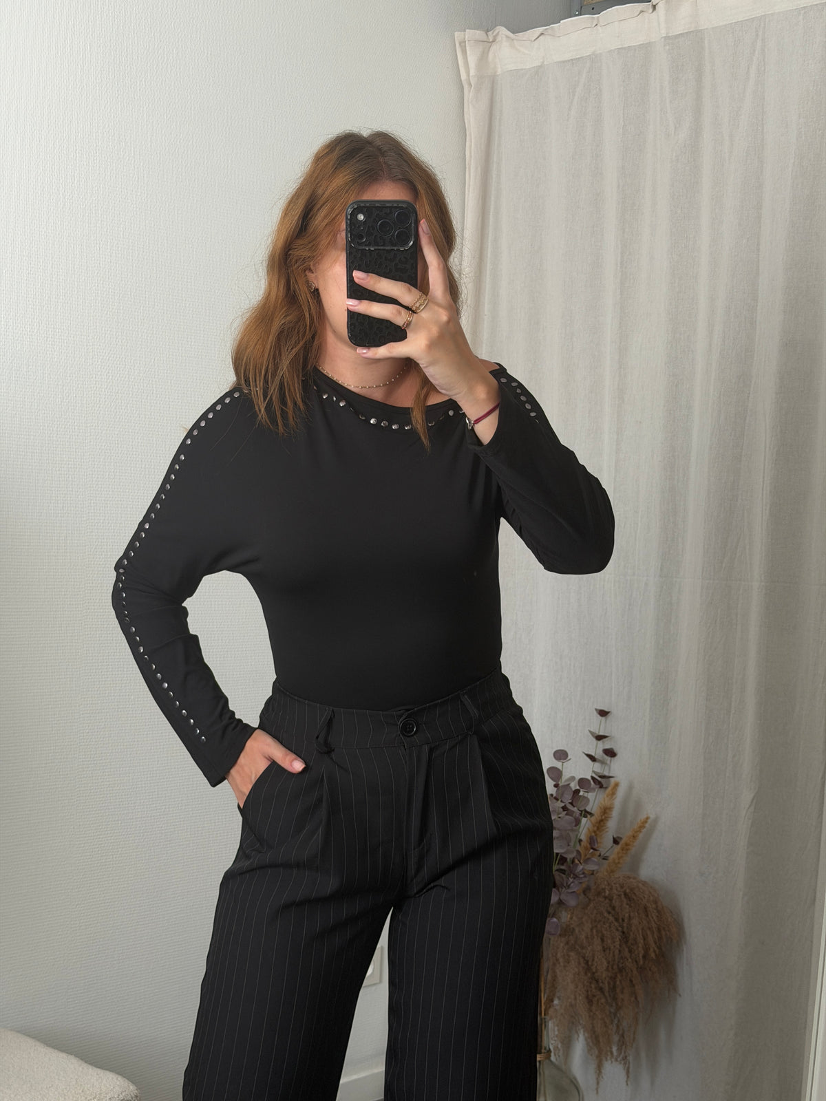 Top noir asymétrique 🇮🇹
