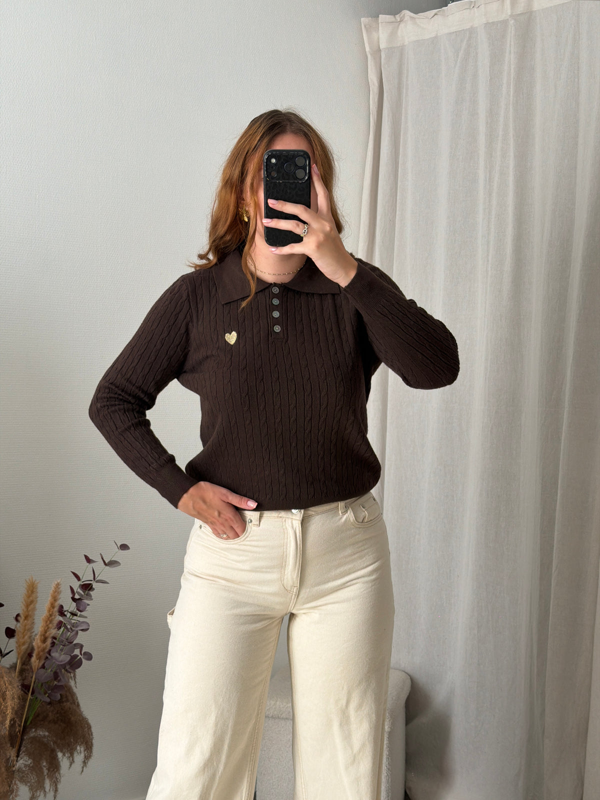 Pull chocolat col polo