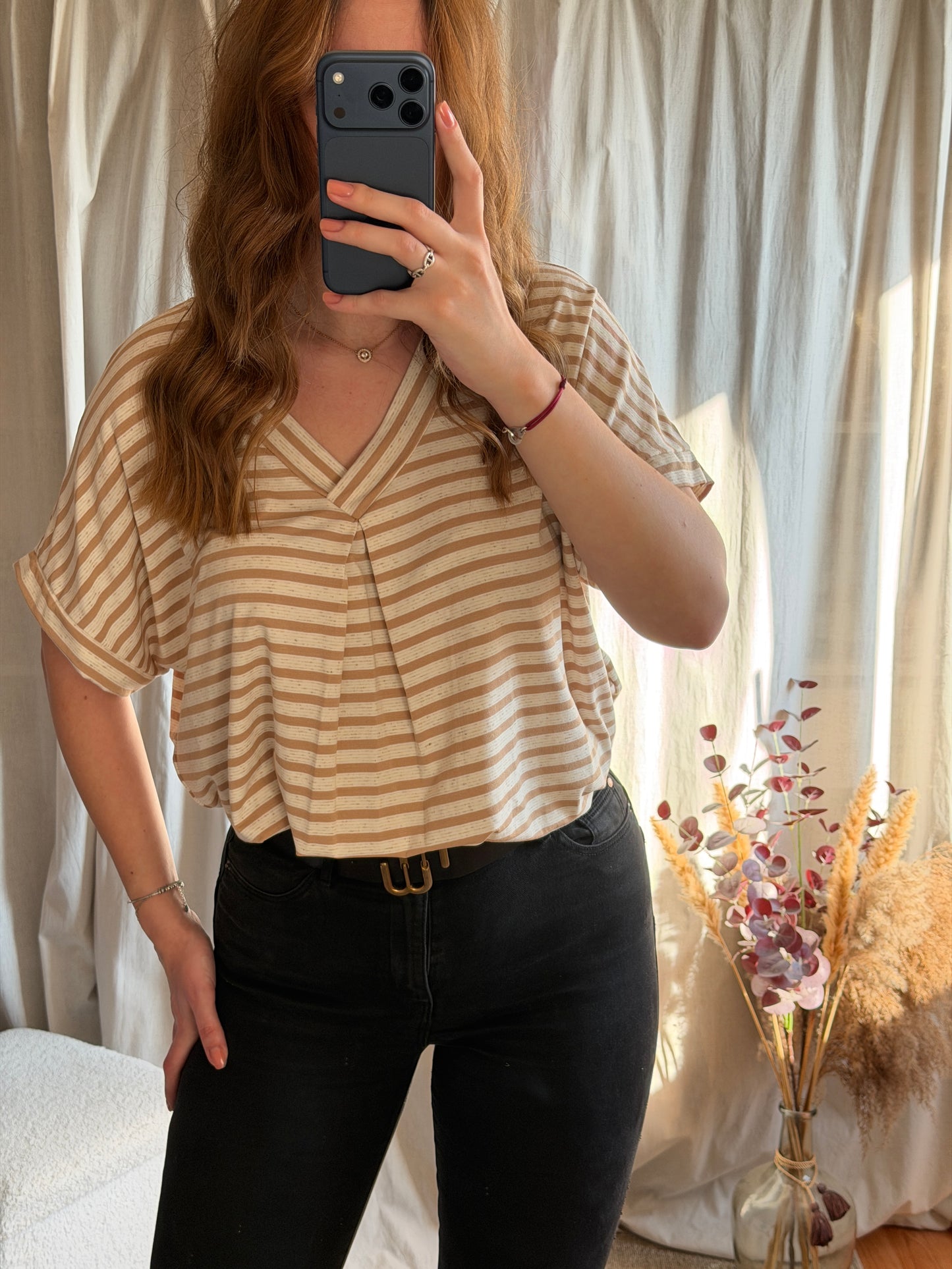 T-shirt marinière beige et blanc