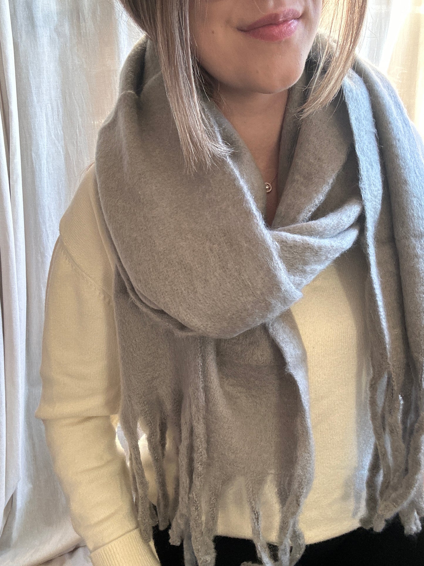 Echarpe douce grise