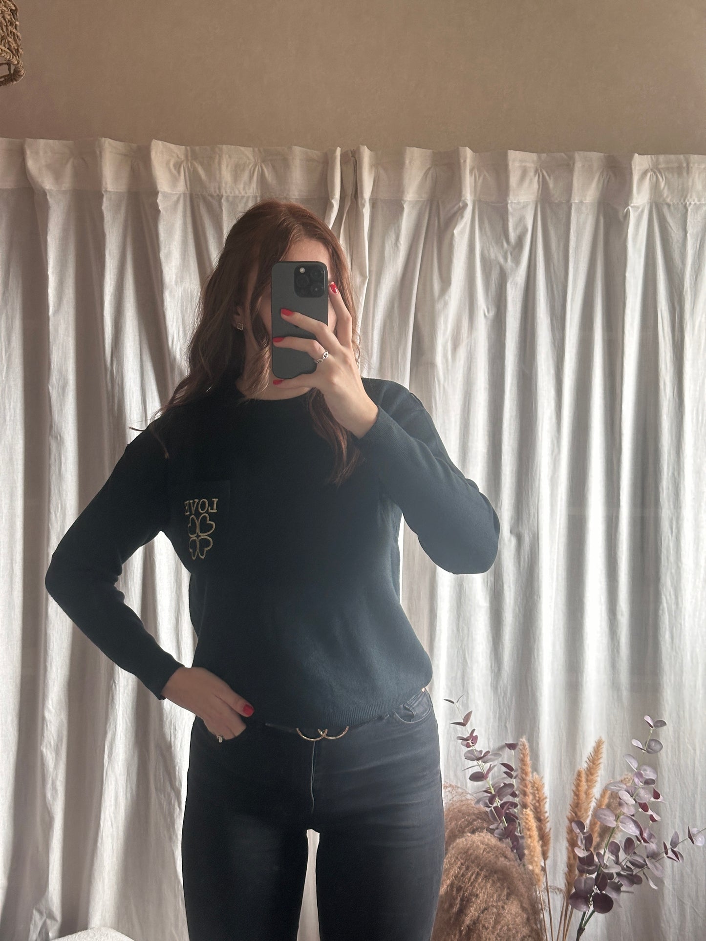 Pull noir "love"