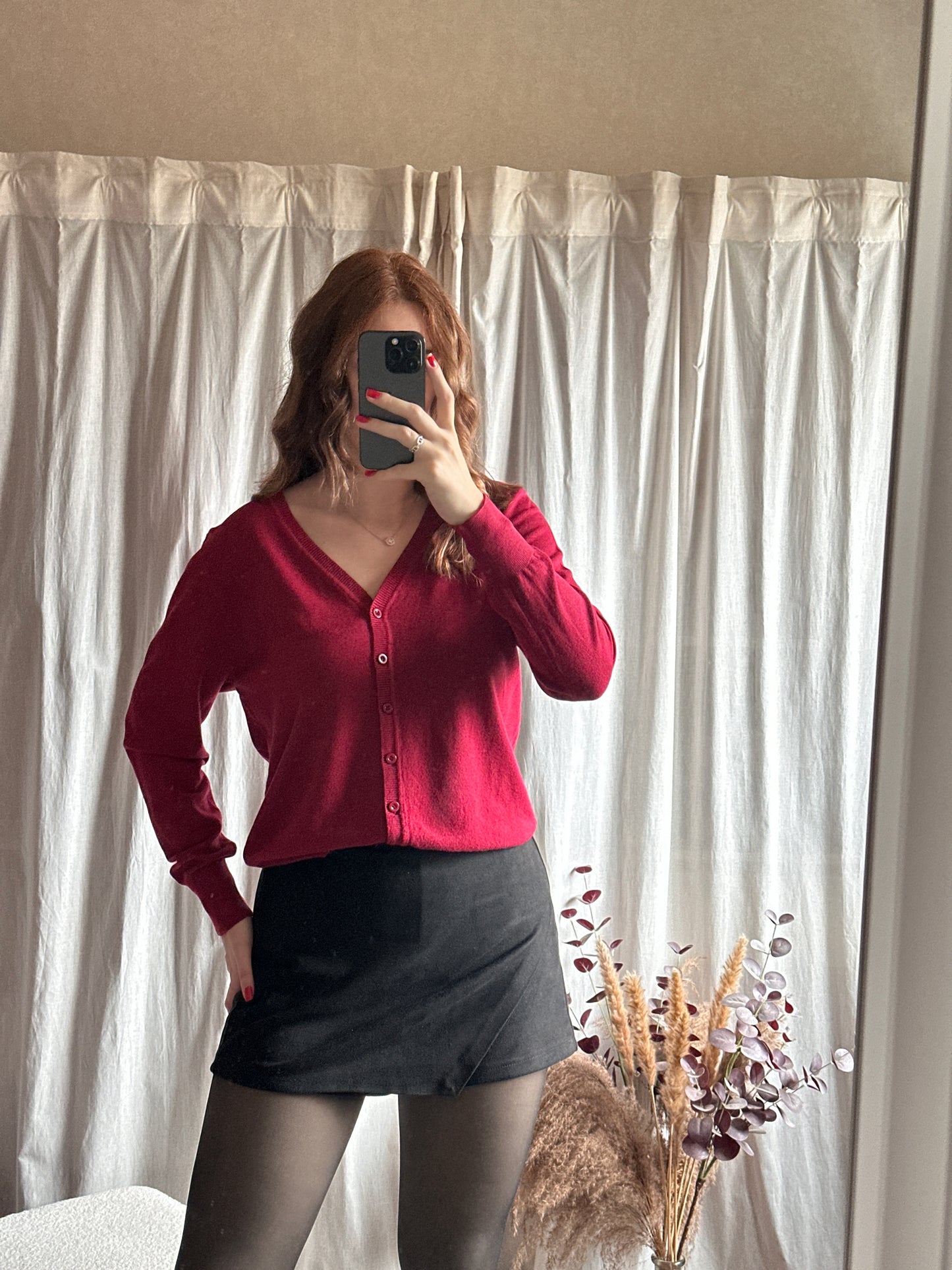Top bordeaux avec boutons