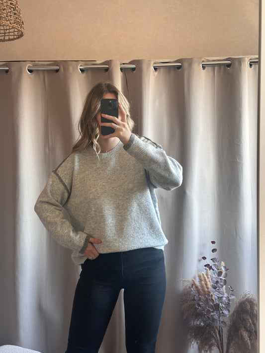 Pull gris