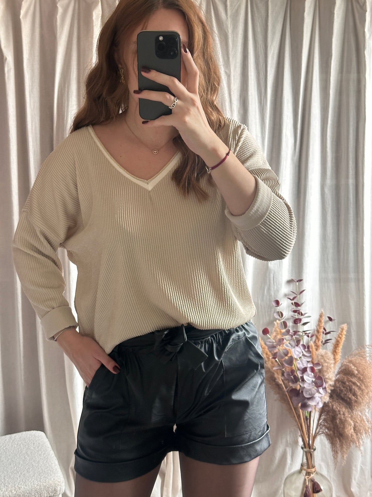 Blouse / pull fin beige