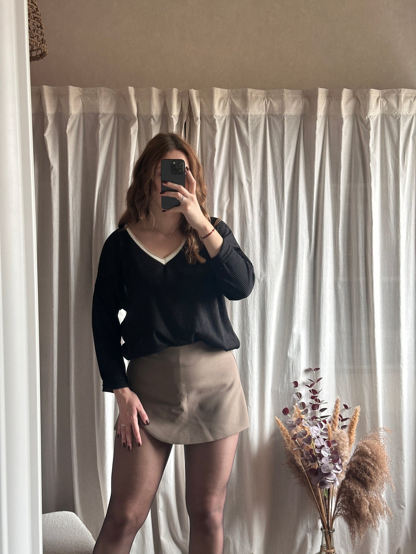 Blouse / pull fin noir