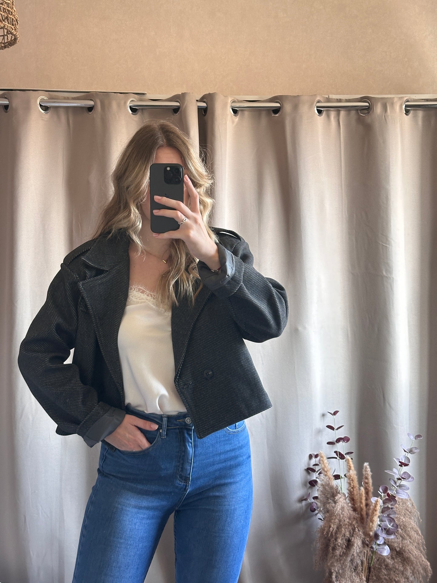 Trench court gris foncé