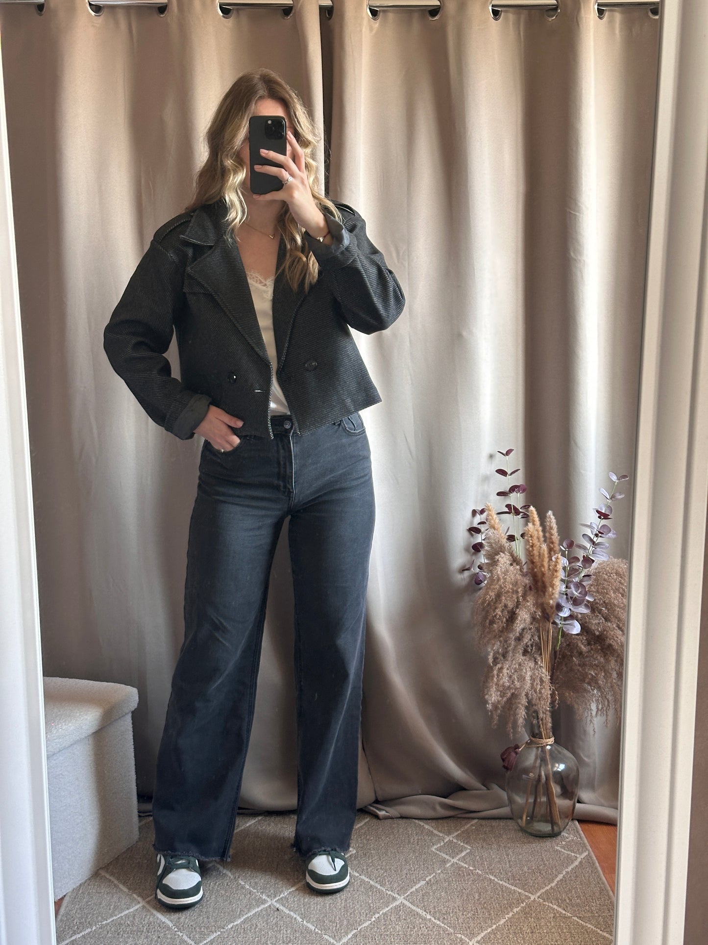Trench court gris foncé
