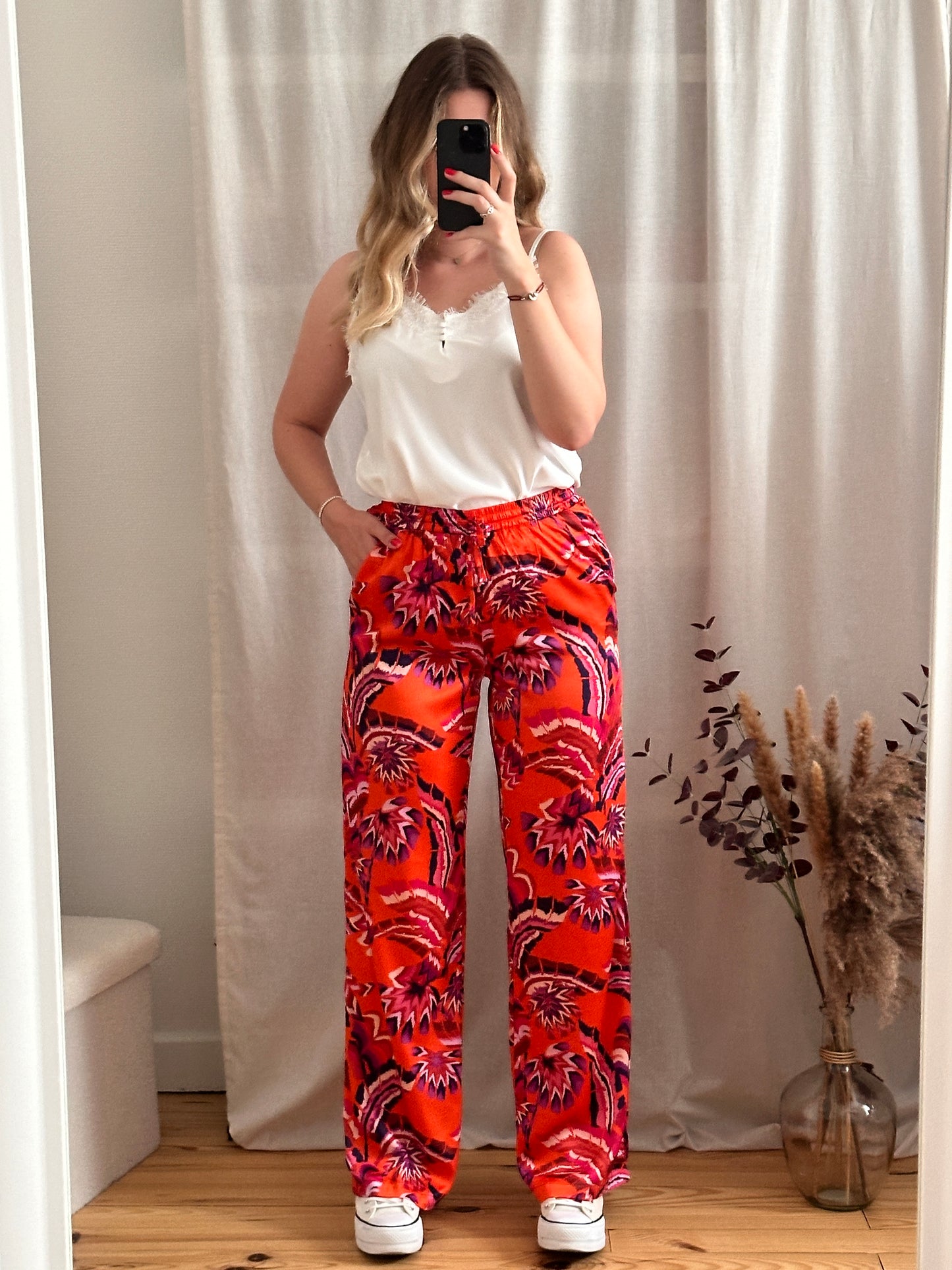 Pantalon fluide imprimé rouge