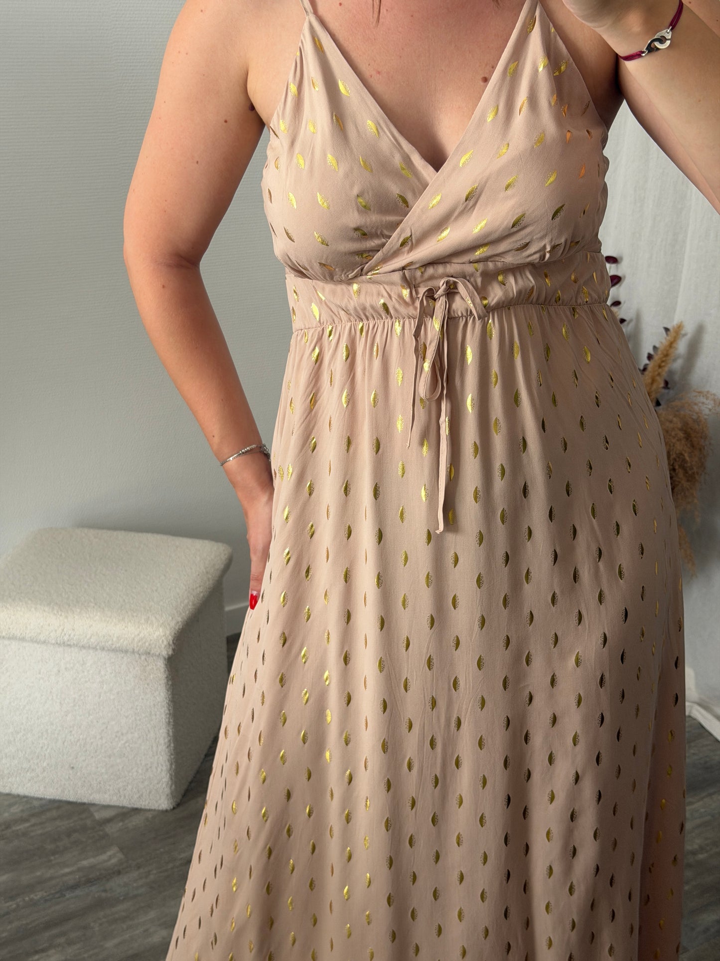 Robe longue beige à motif