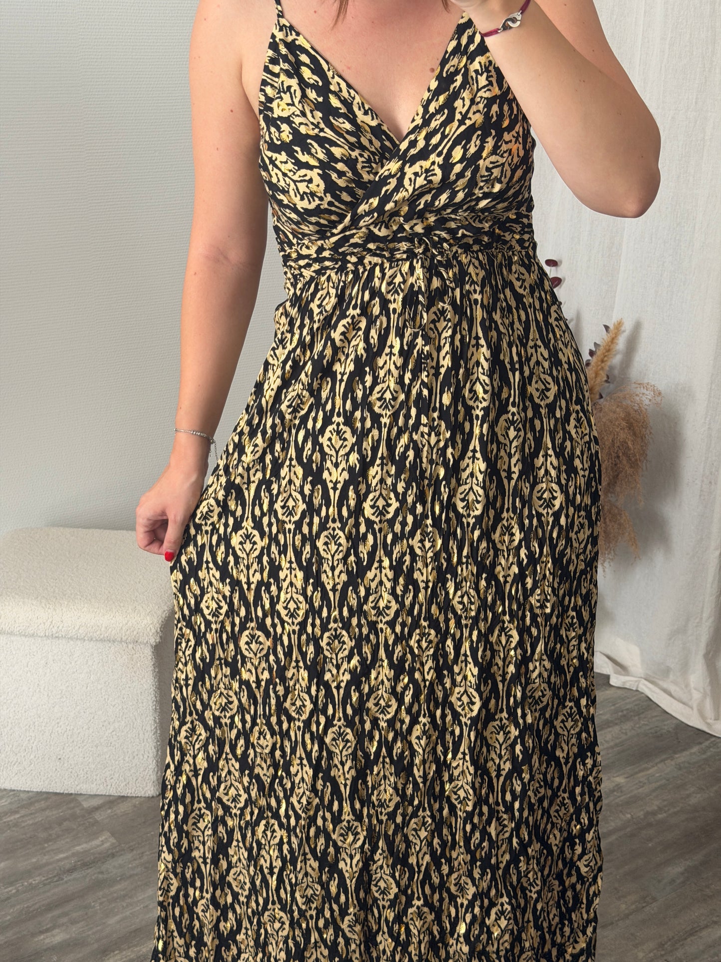 Robe longue noir et doré